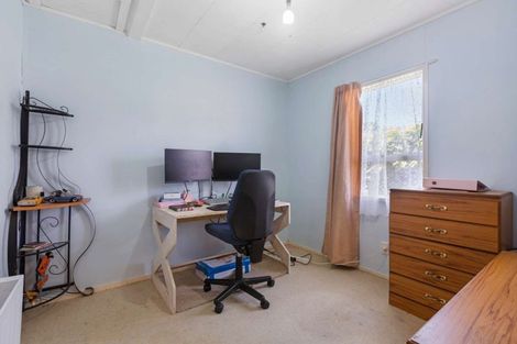 Photo of property in 20 Bundena Place, Clendon Park, Auckland, 2103