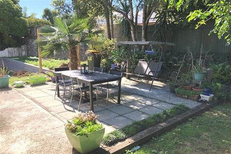 Photo of property in 2/20 Woodford Road, Mount Eden, Auckland, 1024