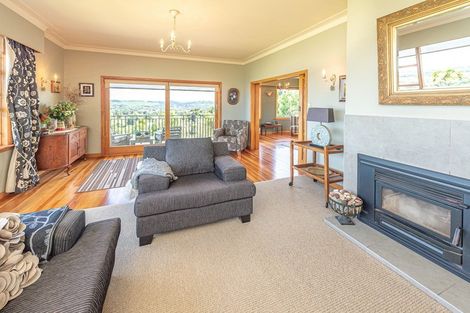 Photo of property in 4 Shakespeare Road, Bastia Hill, Whanganui, 4500