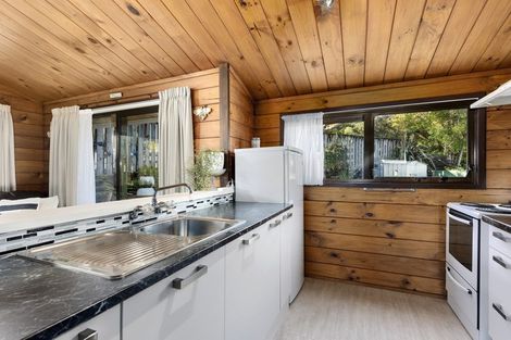 Photo of property in 108 Norana Road, Timberlea, Upper Hutt, 5018