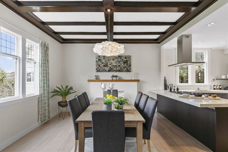 Photo of property in 120 Trelissick Crescent, Ngaio, Wellington, 6035