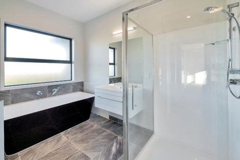 Photo of property in 24 Dame Nganeko Drive, Glenbrook, 2681