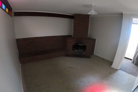 Photo of property in 32 Highbury Road, Highbury, Wellington, 6012