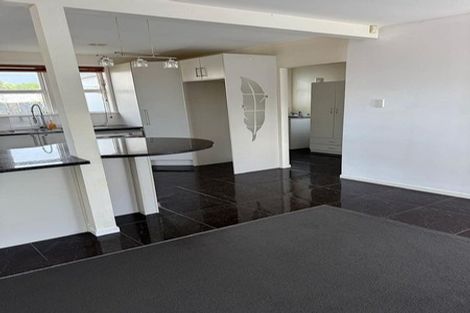 Photo of property in 2/18 Tahi Terrace, Glen Eden, Auckland, 0602