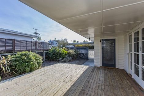 Photo of property in 73 Dunns Avenue, The Pines Beach, 7630