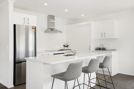 Photo of property in 13 Kahikatea Drive, Kinloch, Taupo, 3377