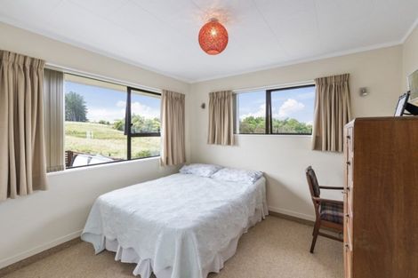 Photo of property in 28 Brandon Street, Otaki, 5512