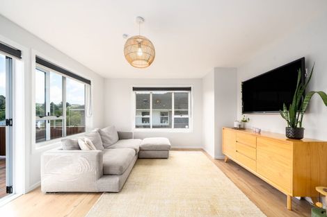 Photo of property in 53 Castor Crescent, Cannons Creek, Porirua, 5024