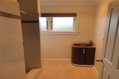 Photo of property in 10 Meyer Street, Waimate, 7924