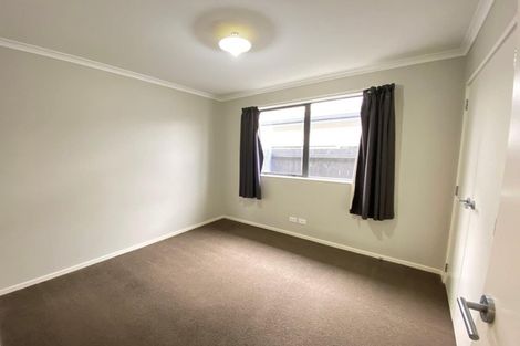 Photo of property in 16 Waiarohia Place, Hobsonville, Auckland, 0616
