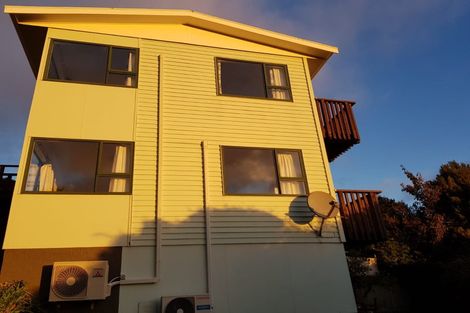 Photo of property in 3 Anzia Way, Johnsonville, Wellington, 6037