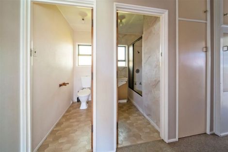 Photo of property in 12 Caplen Street, Hawera, 4610