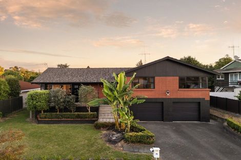 Photo of property in 36 Chedworth Avenue, Chedworth, Hamilton, 3210