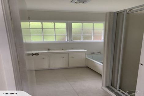 Photo of property in 82 Woodlands Crescent, Browns Bay, Auckland, 0630