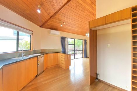 Photo of property in 12 Bragato Place, Chatswood, Auckland, 0626