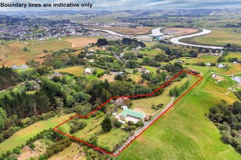 Photo of property in 69 Pipitiwai Drive, Helensville, Kaukapakapa, 0871