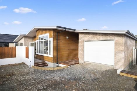 Photo of property in 7 West Avenue, Saint Clair, Dunedin, 9012