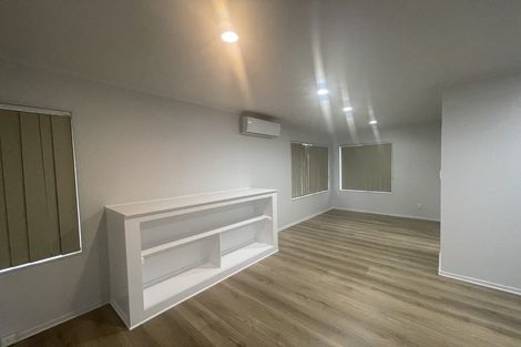 Photo of property in 110 Gloucester Road, Manurewa, Auckland, 2102