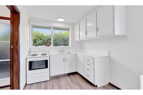 Photo of property in 2/37 Chipping Lane, Redwood, Christchurch, 8051