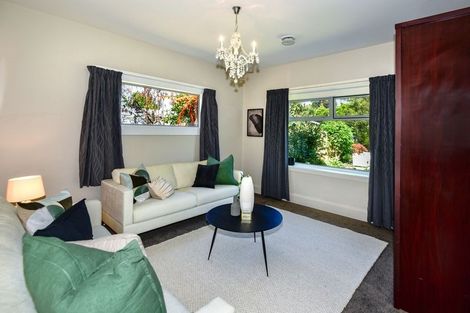 Photo of property in 43 Waimea Terrace, Beckenham, Christchurch, 8023