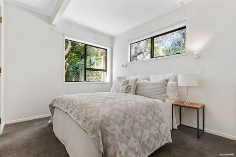 Photo of property in 1/22 Roseberry Avenue, Birkenhead, Auckland, 0626