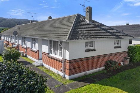 Photo of property in 2/756 Fergusson Drive, Elderslea, Upper Hutt, 5018
