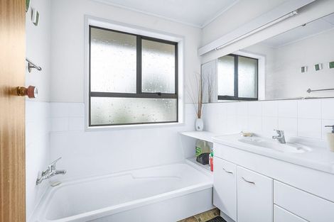 Photo of property in 3 Linden Street, Kihikihi, Te Awamutu, 3800