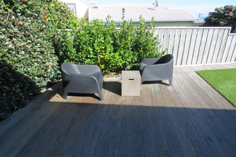 Photo of property in 37a Hamblyn Street, Strandon, New Plymouth, 4312