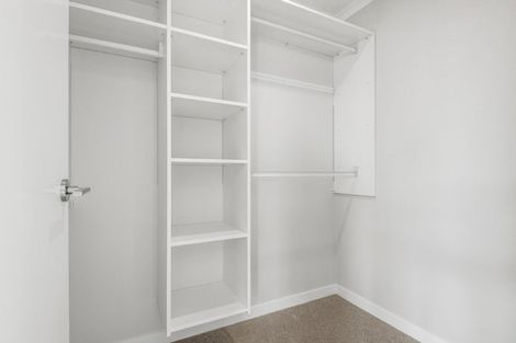 Photo of property in 30 Te Aniwaniwa Terrace, Albany, Auckland, 0632