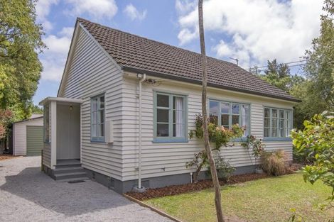 Photo of property in 15 Denvir Street, Strowan, Christchurch, 8052