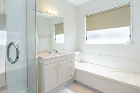 Photo of property in 2/38 Neeve Road, Taradale, Napier, 4112