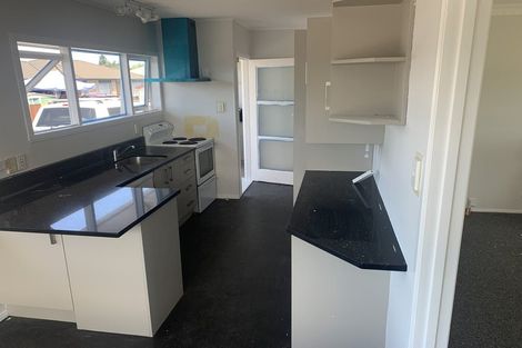 Photo of property in 109 Universal Drive, Henderson, Auckland, 0610