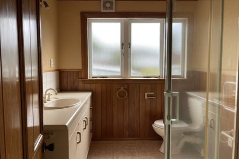 Photo of property in 23 Mcinnes Road, Weymouth, Auckland, 2103