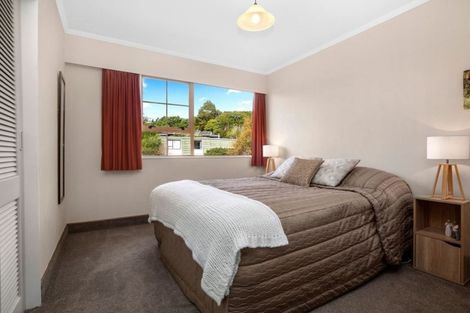 Photo of property in 17 Balliol Drive, Tawa, Wellington, 5028