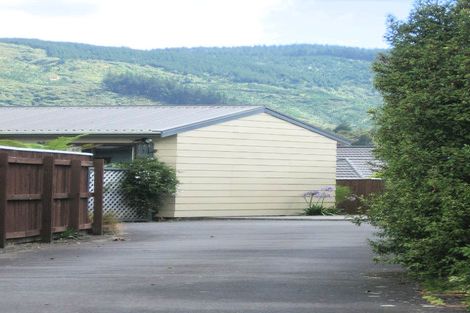 Photo of property in 11 Donegal Grove, Birchville, Upper Hutt, 5018