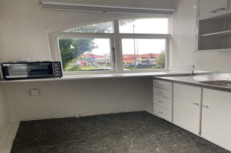 Photo of property in 227 Victoria Avenue, Hokowhitu, Palmerston North, 4410