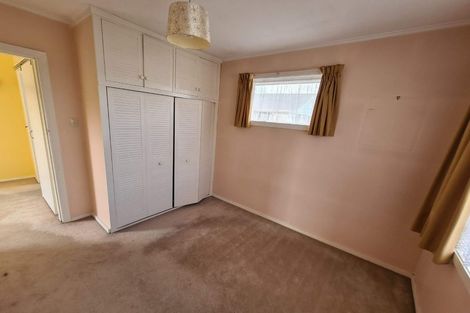 Photo of property in 33 Warren Crescent, Hillmorton, Christchurch, 8025