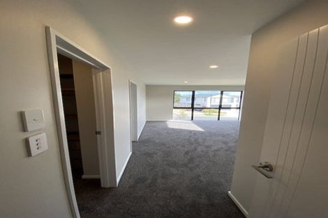 Photo of property in 5 Bendridge Street, Flat Bush, Auckland, 2019