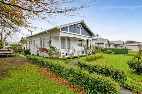 Photo of property in 194 High Street, Eltham, 4322