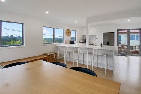 Photo of property in 2/23 Park Road, Glenfield, Auckland, 0629