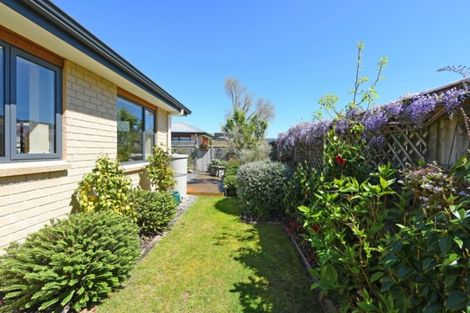 Photo of property in 3b Oxford Crescent, Ebdentown, Upper Hutt, 5018