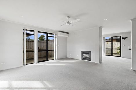 Photo of property in 5 Holcroft Place, Huntington, Hamilton, 3210