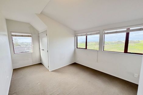 Photo of property in 32 Henwood Road, Taupaki, Henderson, 0782