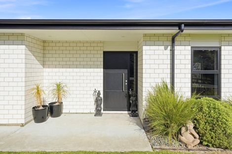 Photo of property in 18 Cracroft Drive, Putiki, Whanganui, 4500