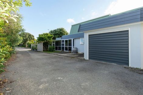Photo of property in 9a Olive Terrace, Paraparaumu Beach, Paraparaumu, 5032