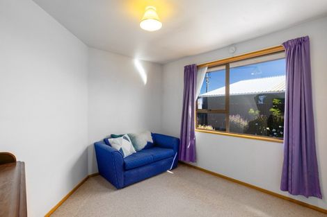 Photo of property in 1/165 Prestons Road, Redwood, Christchurch, 8051