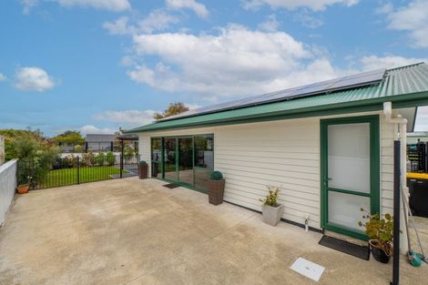 Photo of property in 45 Edinburgh Crescent, Waikiwi, Invercargill, 9810