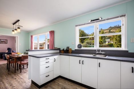 Photo of property in 93 Wood Street, Wainuiomata, Lower Hutt, 5014