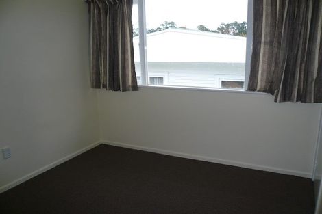 Photo of property in 45a Rangeview Road, Sunnyvale, Auckland, 0612