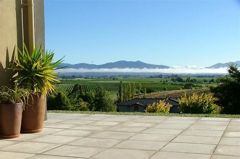 Photo of property in 2 Ridgetop Rise, Fairhall, Blenheim, 7272